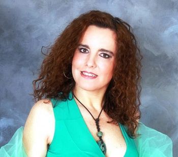 Intervista a Silvia  Counselor Pellas:  Insegnante Meditazione e Yoga, Master Reiki.